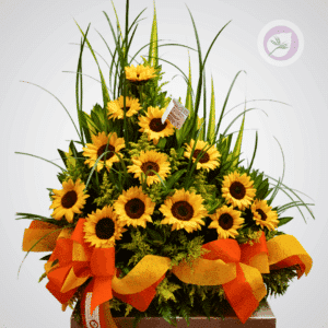 Regala un hermoso arreglo de girasoles elegantes.