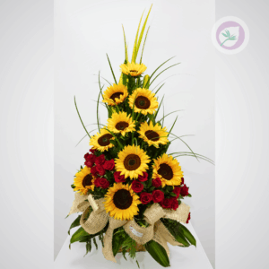 Regala un detalle de rosas rojas y girasoles - Tenemos los arreglos hermosos con envio GRATIS en Medellín, área metropolitana y Oriente Antioqueño.